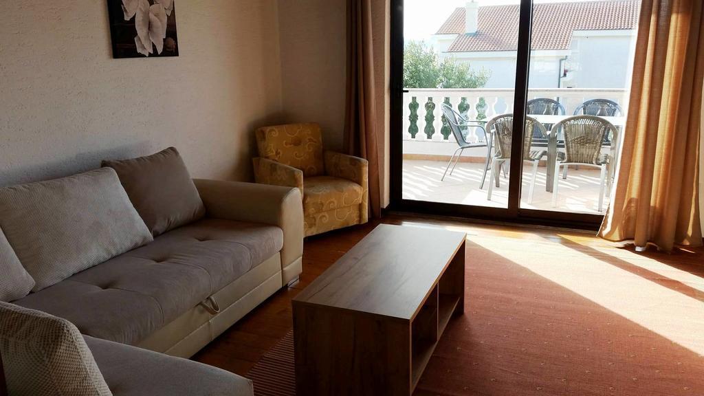 Apartments Karabaic Punat Bagian luar foto